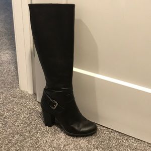 Black boots